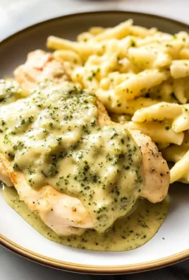 CREAMY PESTO CHICKEN